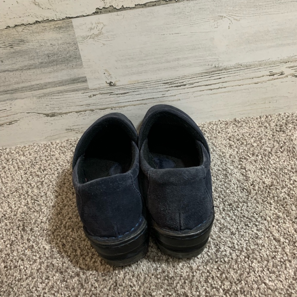 Blue suede Born clogs size 8 - Picture 7 of 7